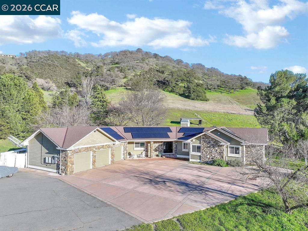 4161 Leon Drive, Clayton