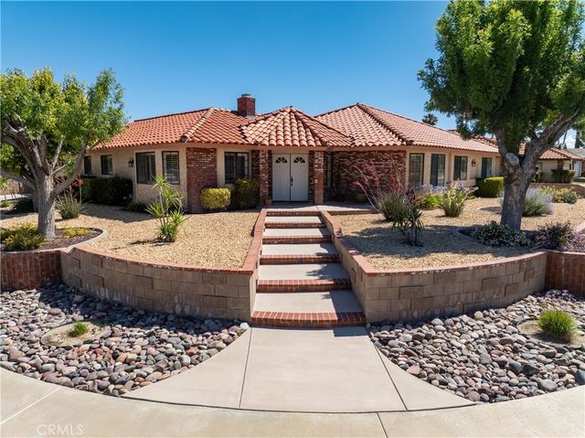 2837 Ash Glen, Lancaster