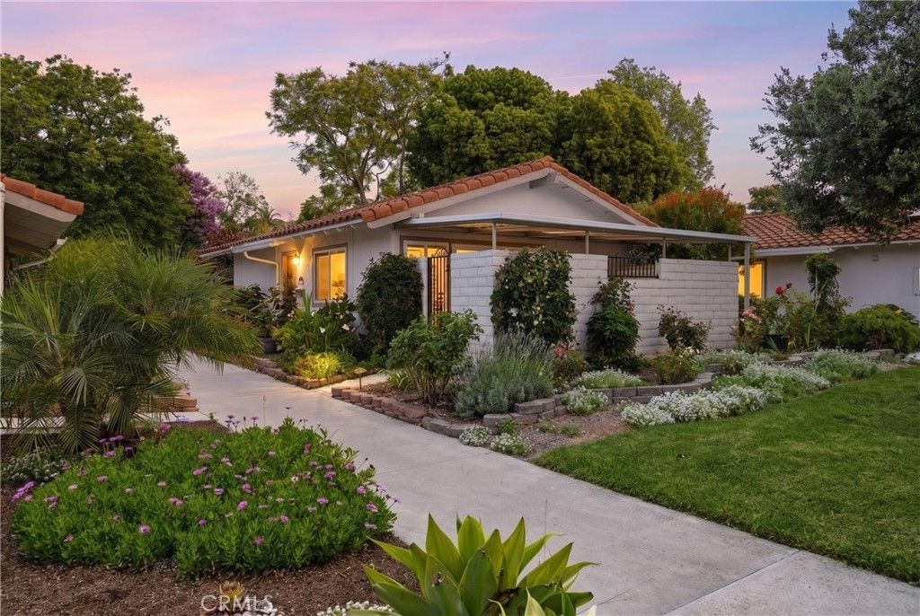 2024 Via Mariposa East # A, Laguna Woods