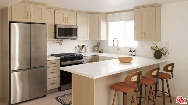 3030 Valle Vista Drive # 27, Los Angeles