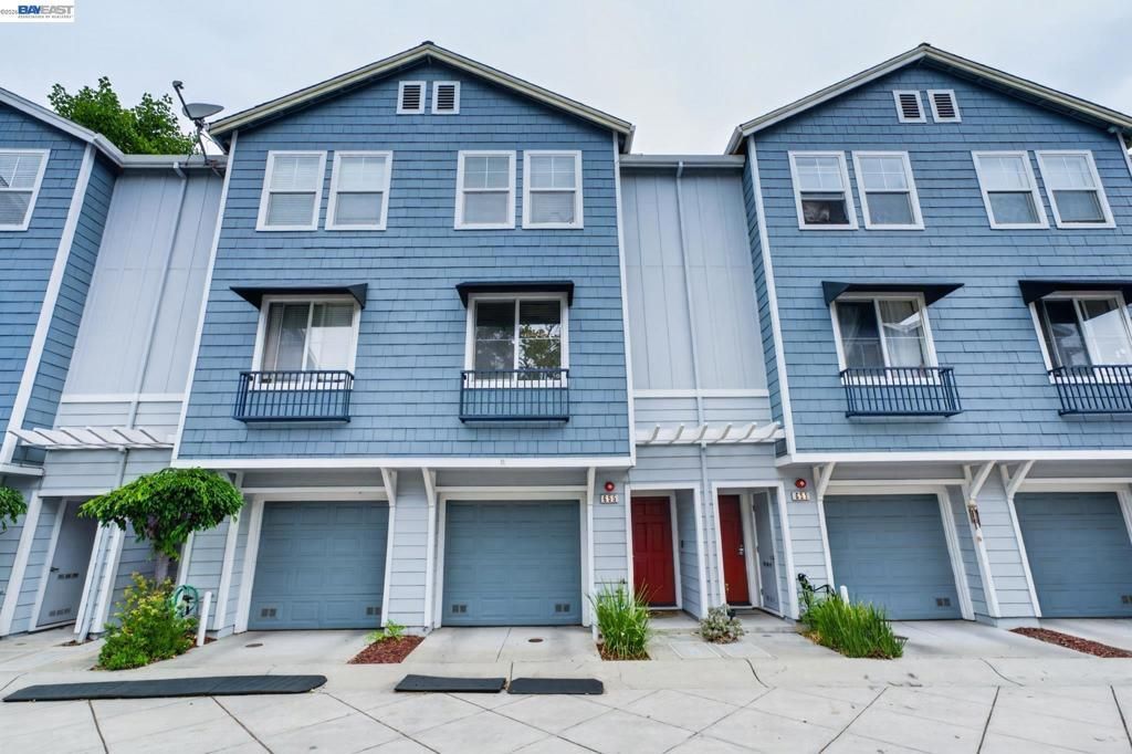 655 Veranda Cir, Hayward