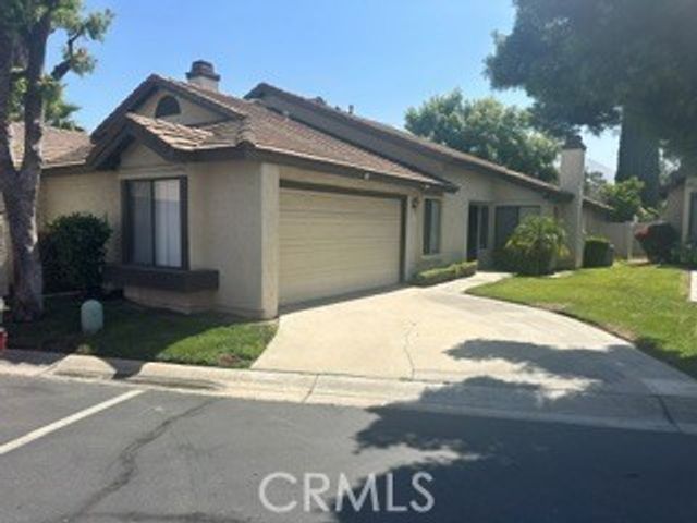 5050 Canyon Crest, Riverside