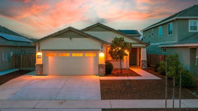 9584 Del Seis Drive, Sacramento