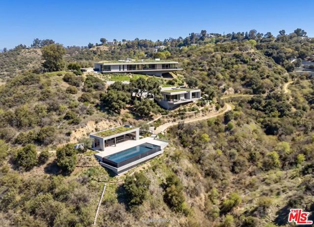 13511 Mulholland Drive, Beverly Hills