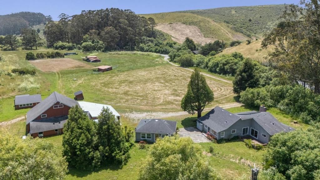 1650 Stage Road, Pescadero