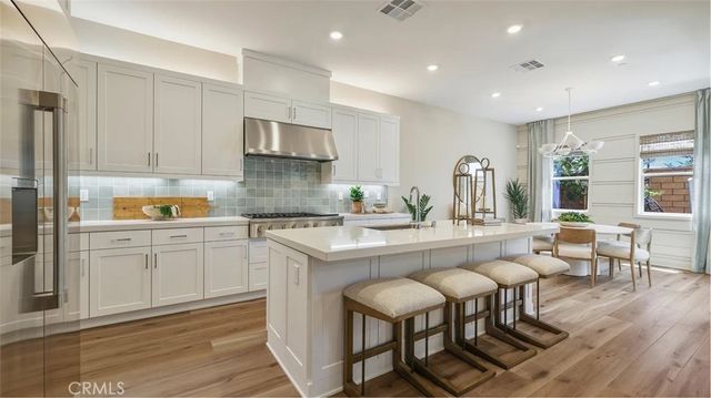 1545 Snowberry Place, Montebello