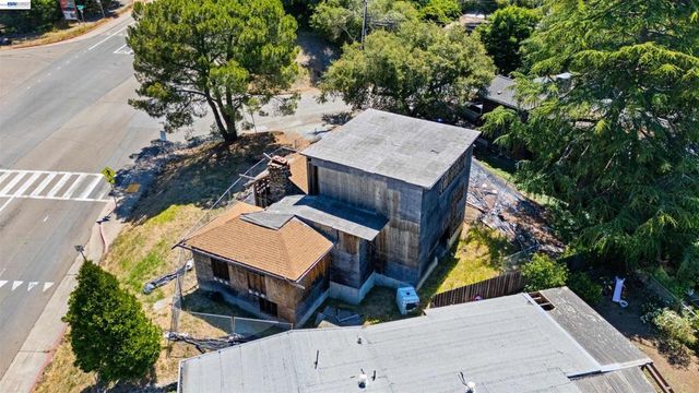 3551 Joaquin Miller Rd, Oakland