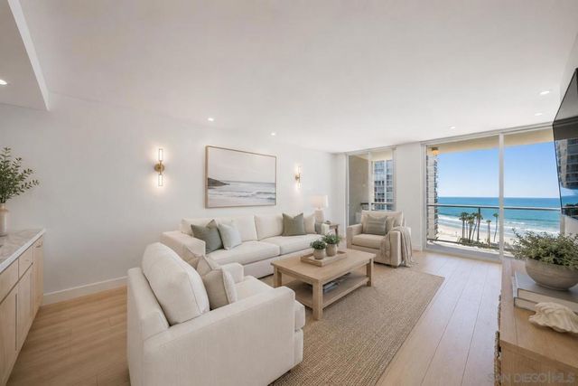 1750 Avenida Del Mundo # 908, Coronado