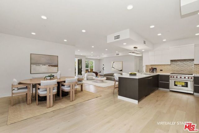 505 S Barrington Avenue # 202, Los Angeles