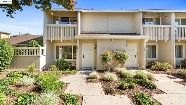 1229 Picasso Drive # 1229, Sunnyvale