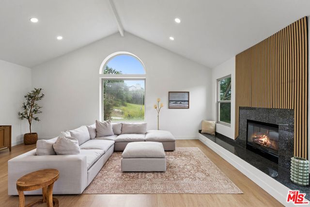 24228 Dry Canyon Cold Creek Road, Calabasas