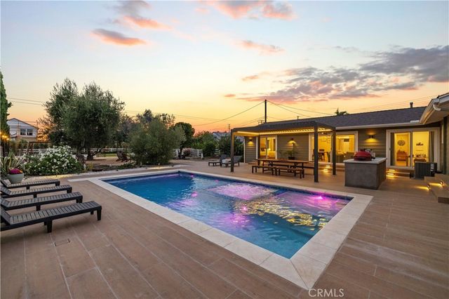 4935 Maureen Lane, Moorpark
