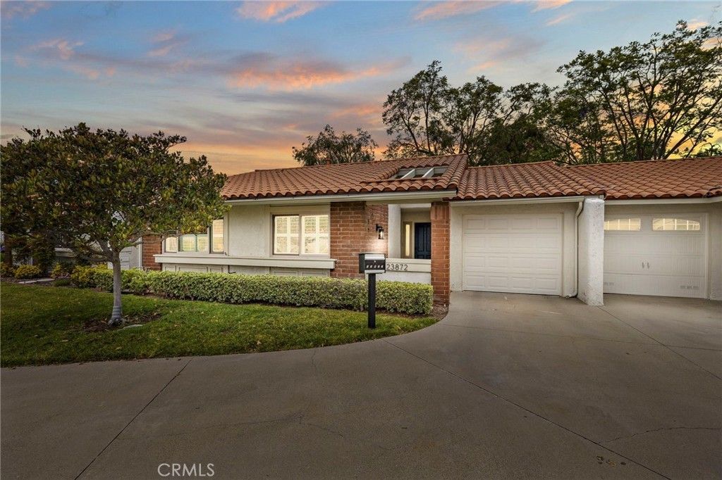 23872 Via Maragall, Mission Viejo