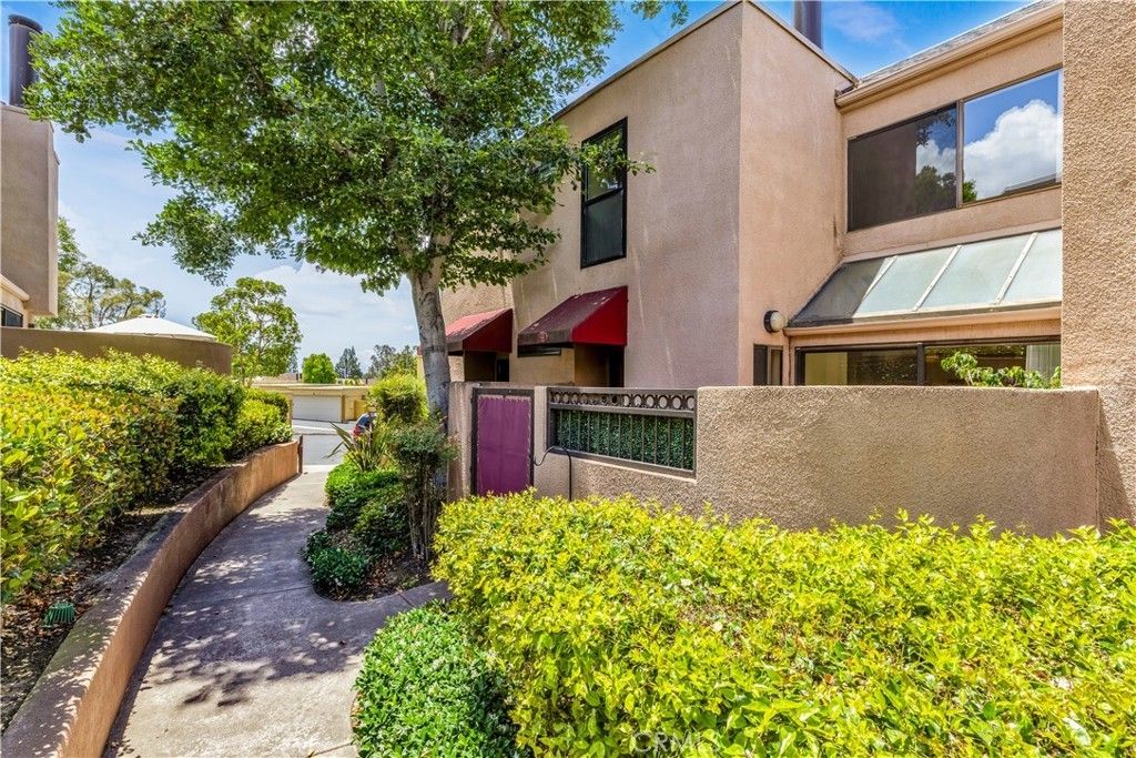 25761 Le Parc # 72, Lake Forest