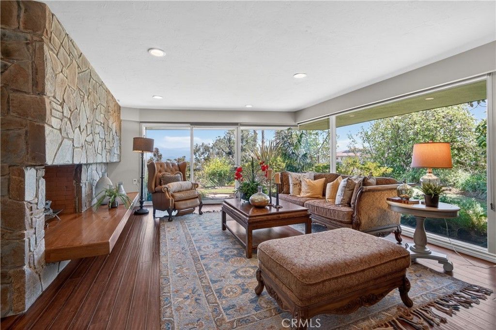 2904 Far View, West Covina