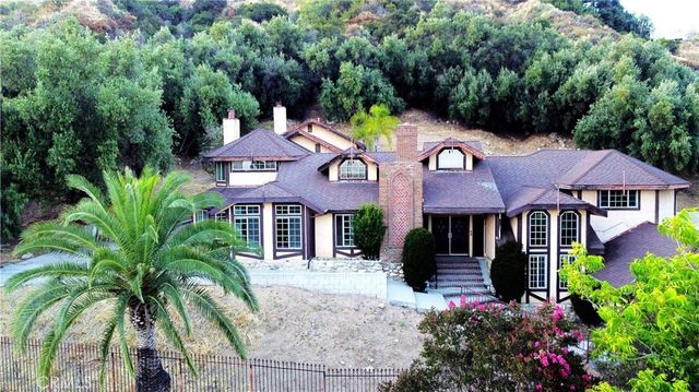 2251 Oak Shade, Bradbury