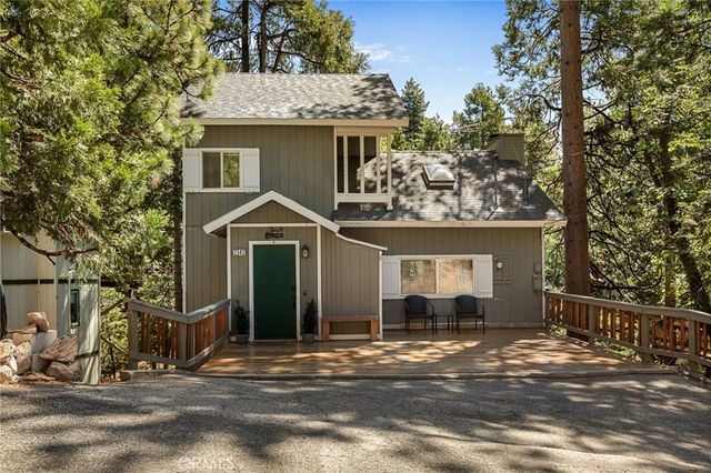 2343 Spring Oak, Running Springs