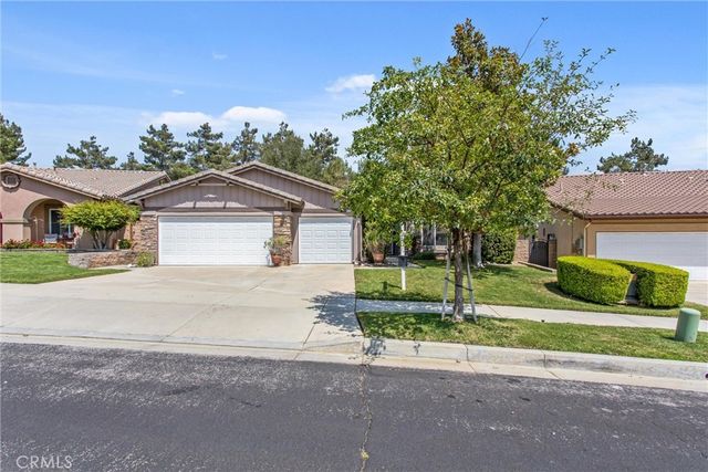 11733 Pactfield, Yucaipa