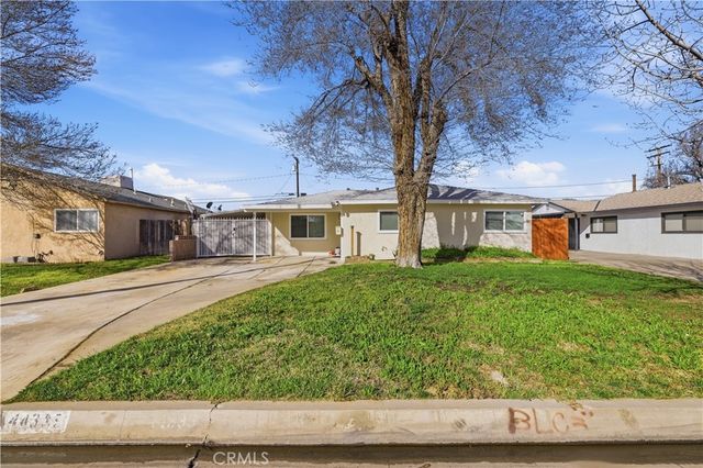 44335 Glenraven, Lancaster