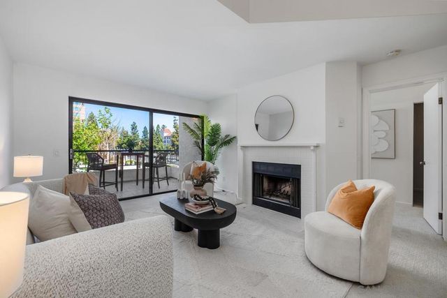 3525 Lebon Dr. # 302, San Diego