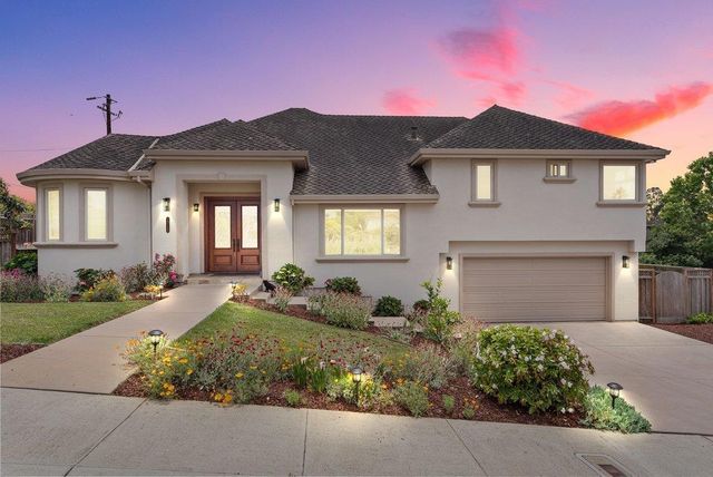 13140 Heritage Circle, Royal Oaks