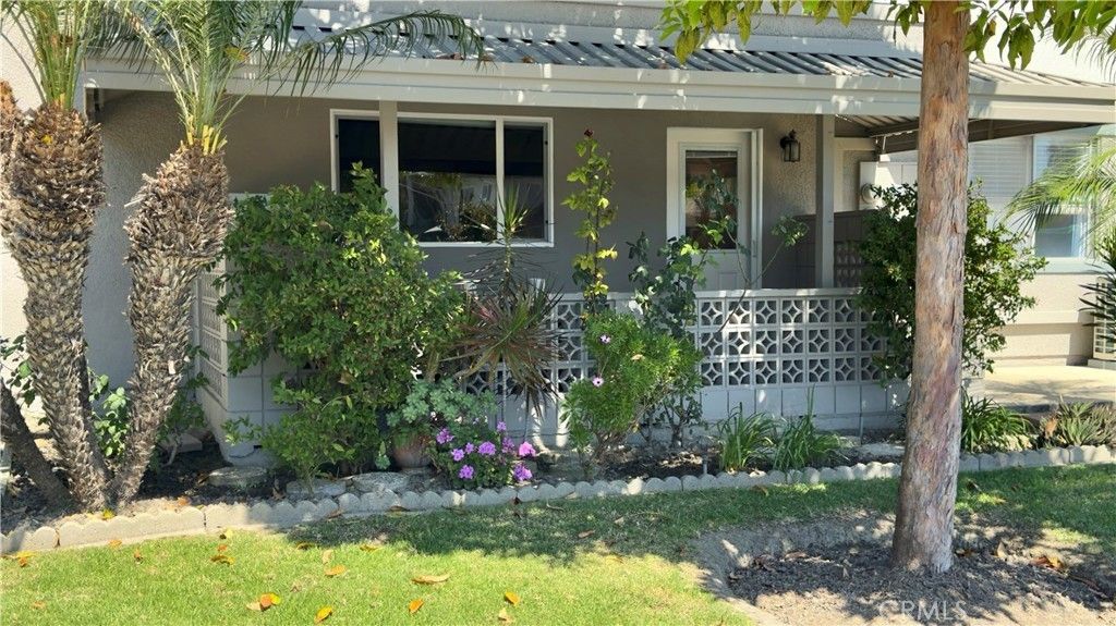 1980 Mckinney Way #13e, Seal Beach