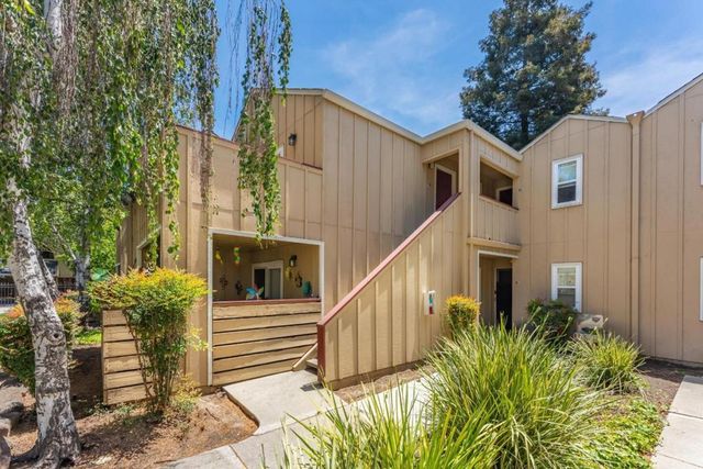 15 Monte Verano Court, San Jose