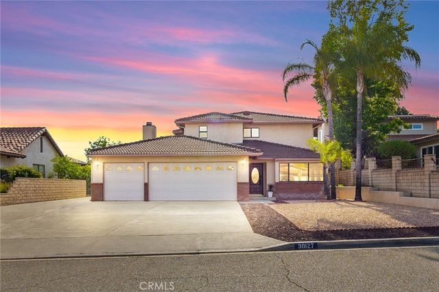 30127 White Wake, Canyon Lake