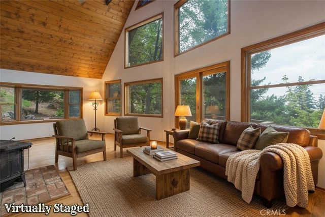 6429 Cedar Avenue, Angelus Oaks