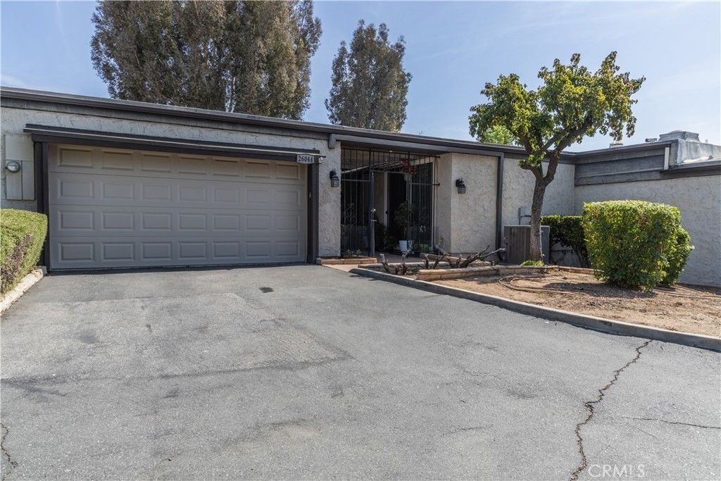 26044 Verde Grande Court, Menifee