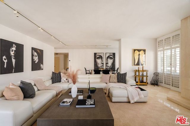 121 S Palm Drive # 401, Beverly Hills