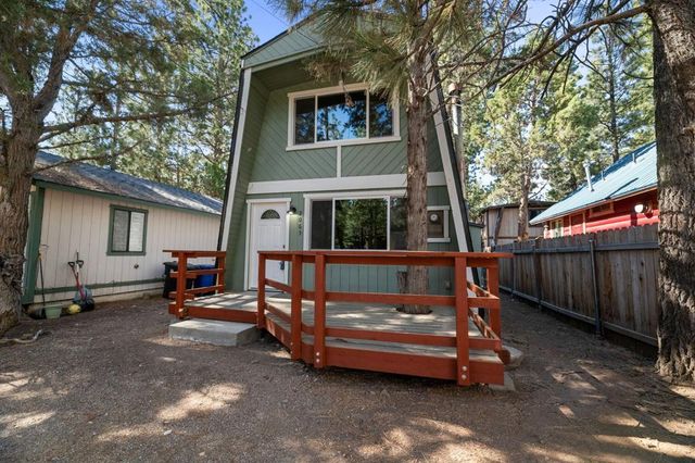 2063 10th Lane, Big Bear