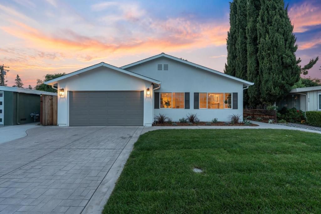 944 White Drive, Santa Clara