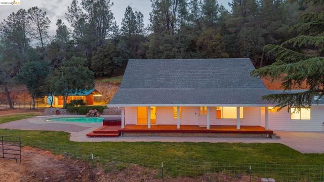 19466 Mira Monte Rd, Tuolumne