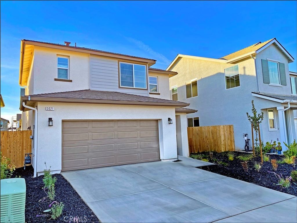 3021 N Sowell Street, Visalia