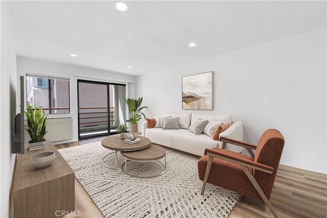 1119 Albany # 226, Los Angeles