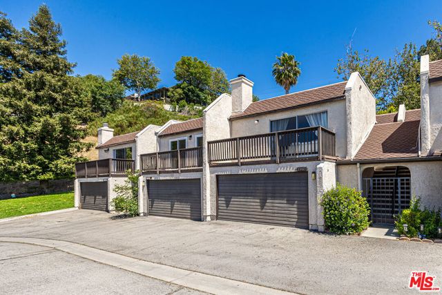 15615 Crestview Lane # 82, Granada Hills