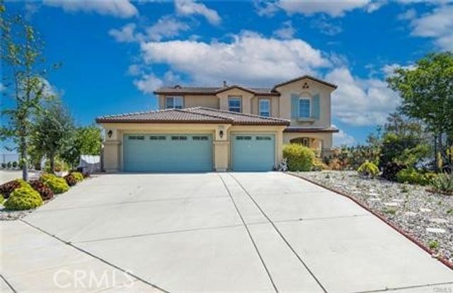29240 Willow Ridge Court, Lake Elsinore