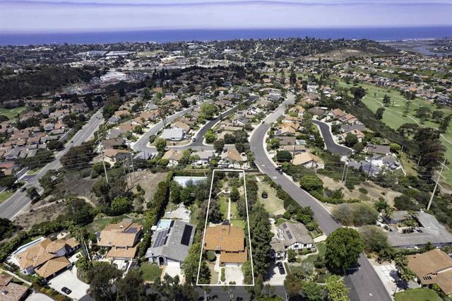 245 Loma Corta Drive, Solana Beach