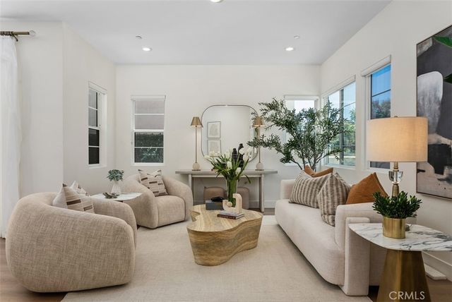 121 Bosal, Irvine