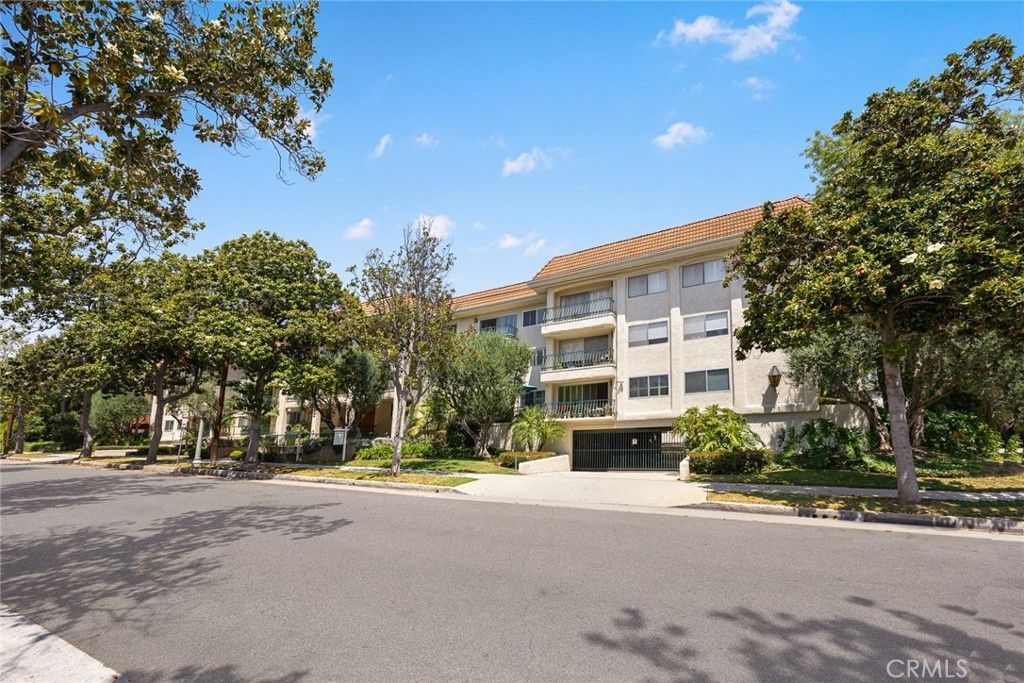 420 S Madison Avenue # 301, Pasadena