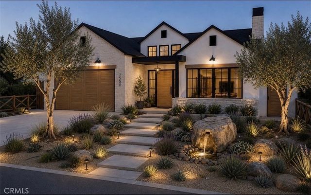 2558 Westminster, Costa Mesa
