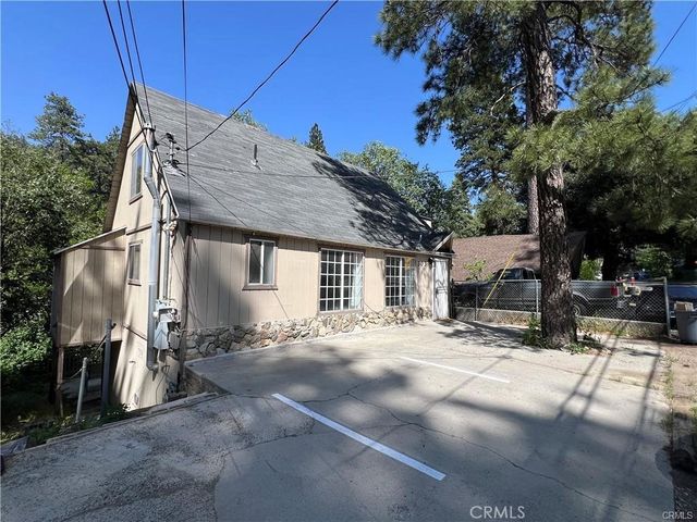 303 Ca-138, Crestline