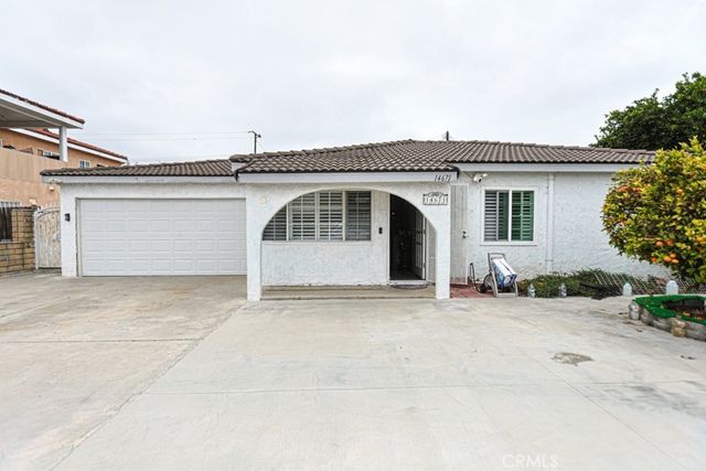 14671 Hunter Ln, Midway City