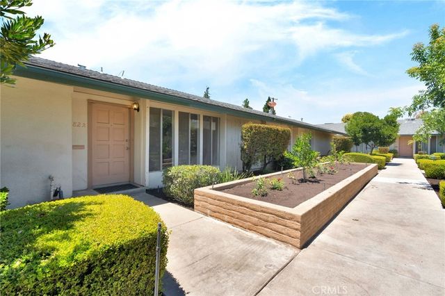182 W Barstow Avenue # A, Fresno