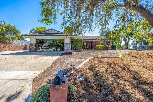 33155 Avenue D, Yucaipa