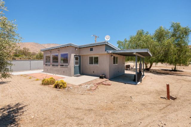 10860 Juniper Avenue, Morongo Valley