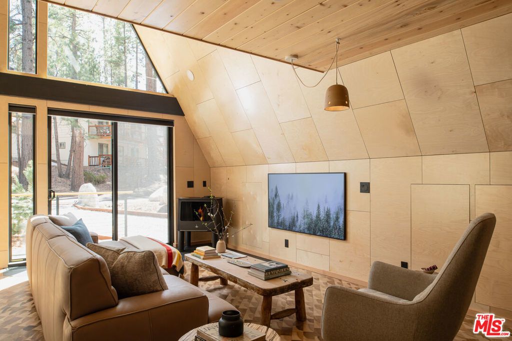 613 Rose Hill Drive, Big Bear City