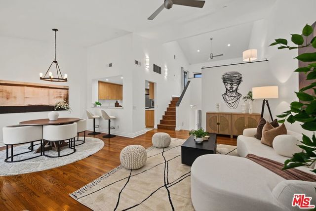 1222 N Kings Road # 8, West Hollywood