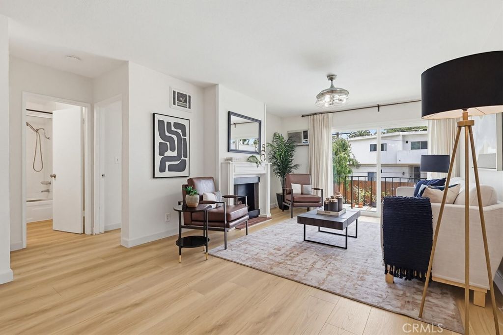 3640 Cardiff Avenue # 210, Los Angeles